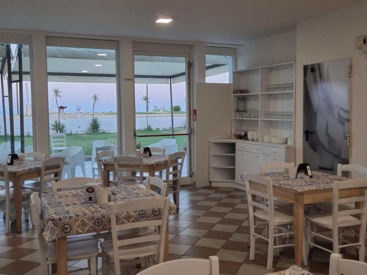 דאבולי Hotel Rivabella מראה חיצוני תמונה