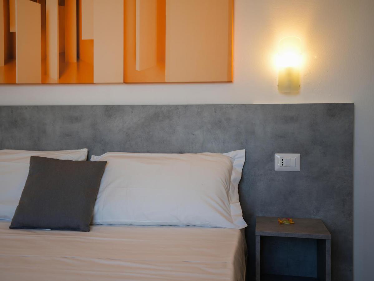 דאבולי Hotel Rivabella מראה חיצוני תמונה