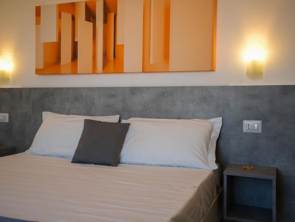דאבולי Hotel Rivabella מראה חיצוני תמונה