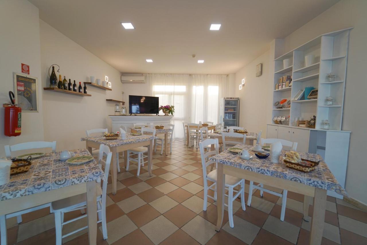 דאבולי Hotel Rivabella מראה חיצוני תמונה
