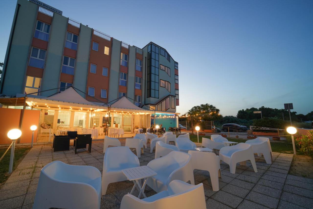 דאבולי Hotel Rivabella מראה חיצוני תמונה