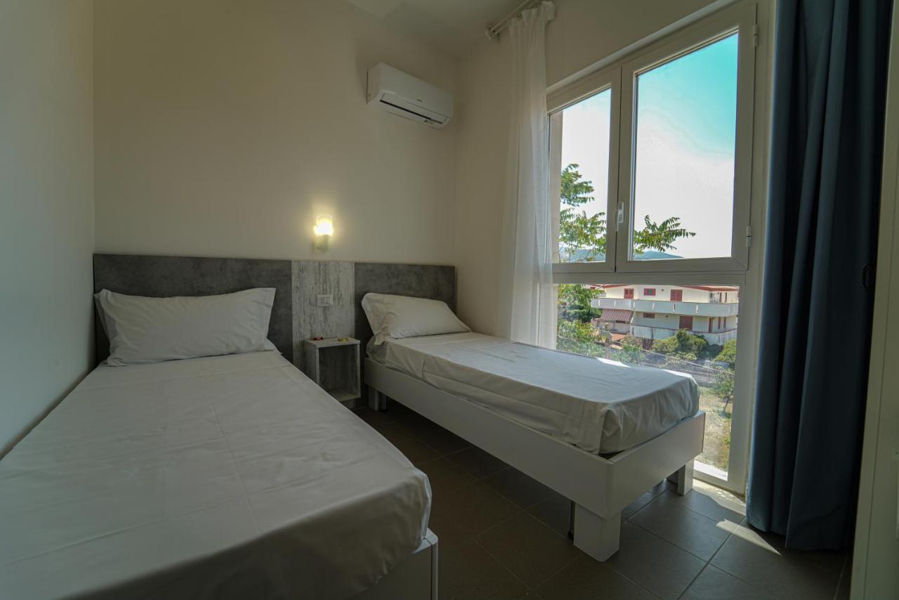 דאבולי Hotel Rivabella מראה חיצוני תמונה